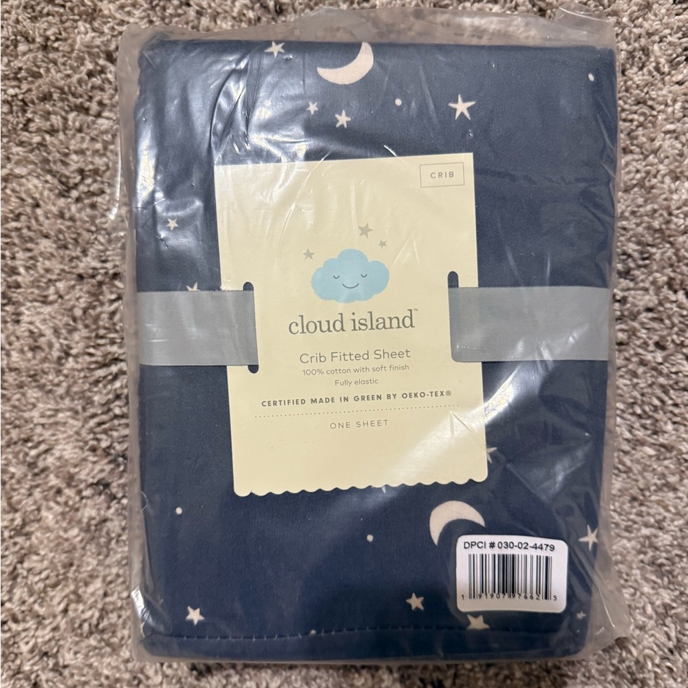 NWT fitted crib sheet